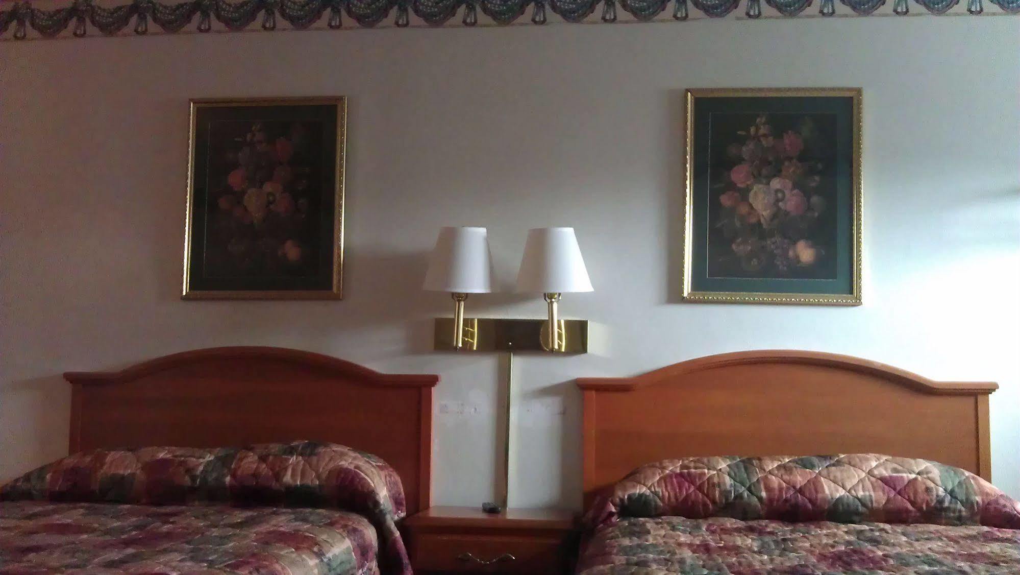 Bassett Motel Вильямсбург Экстерьер фото